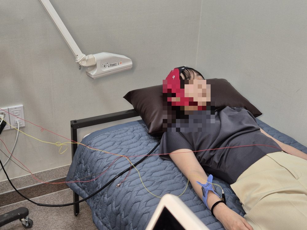 스트레스 뇌파 검사 사진 2